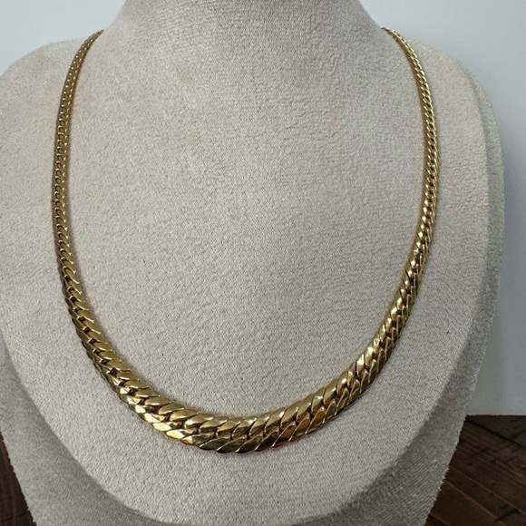 Pure 18k Japan yellow gold graduated reversible cleopatra necklace - Picture 5 of 7
